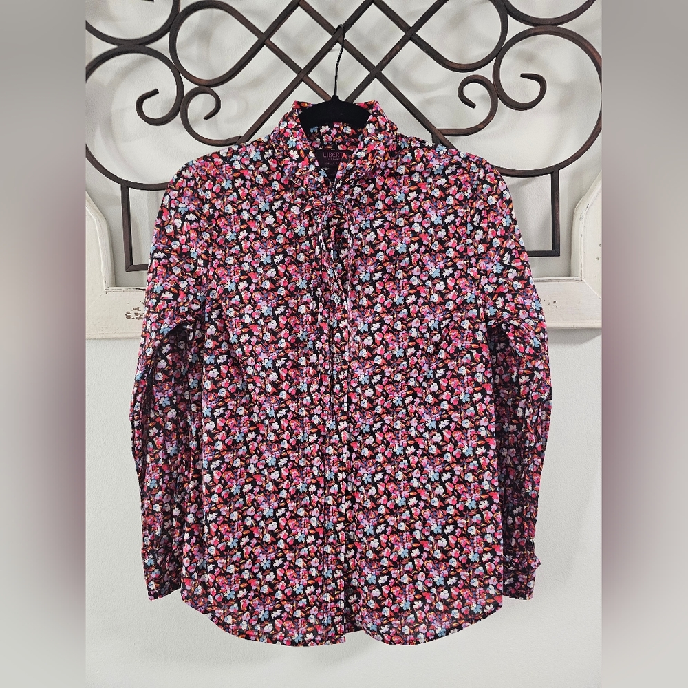 J Crew Women's Size 6 Liberty Art Fabrics Floral Button Down Shirt Bow Tie